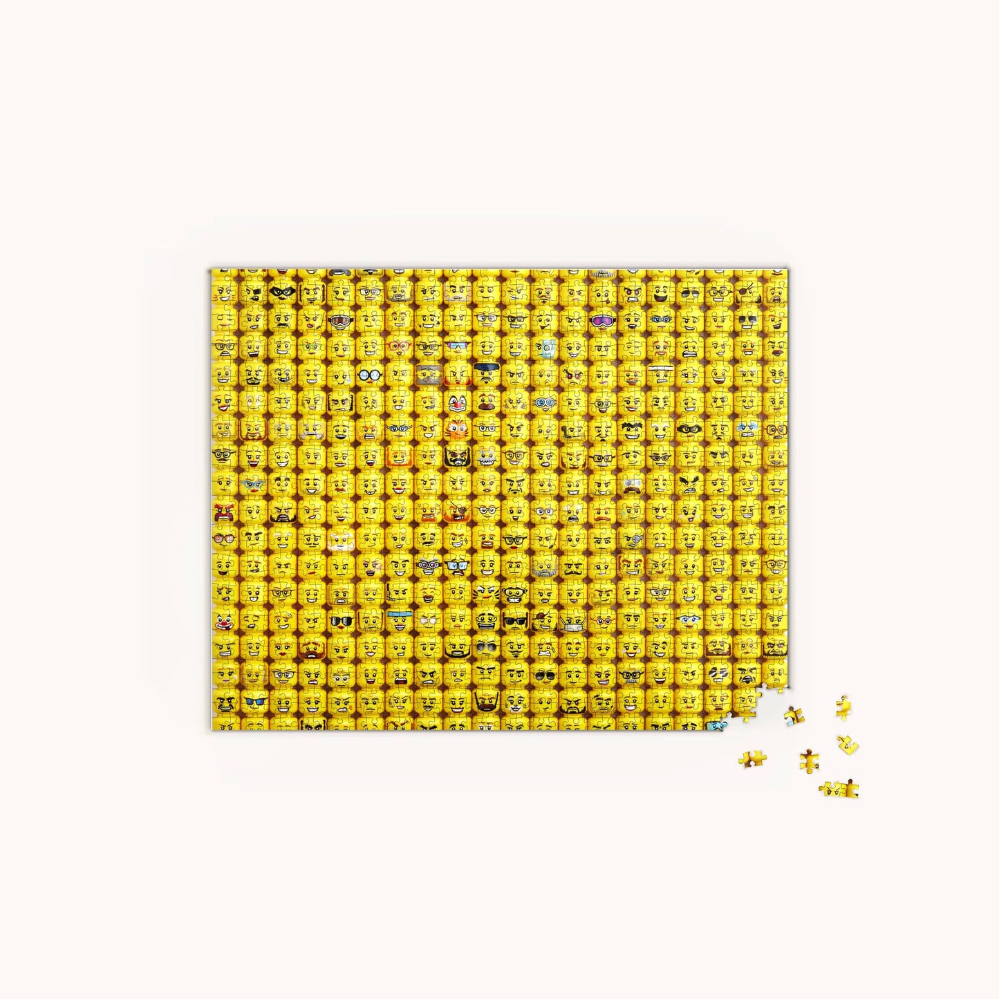 LEGO® Minifigure Faces 1000-Piece Puzzle (Jigsaw Products)