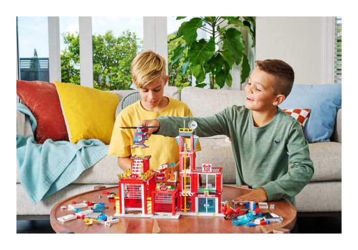 Max City 933 Brick Box Playset Series 1
