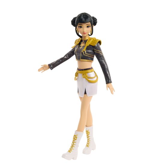 KPop Demon Hunters HUNTR/X Zoey “Golden” Singing Doll