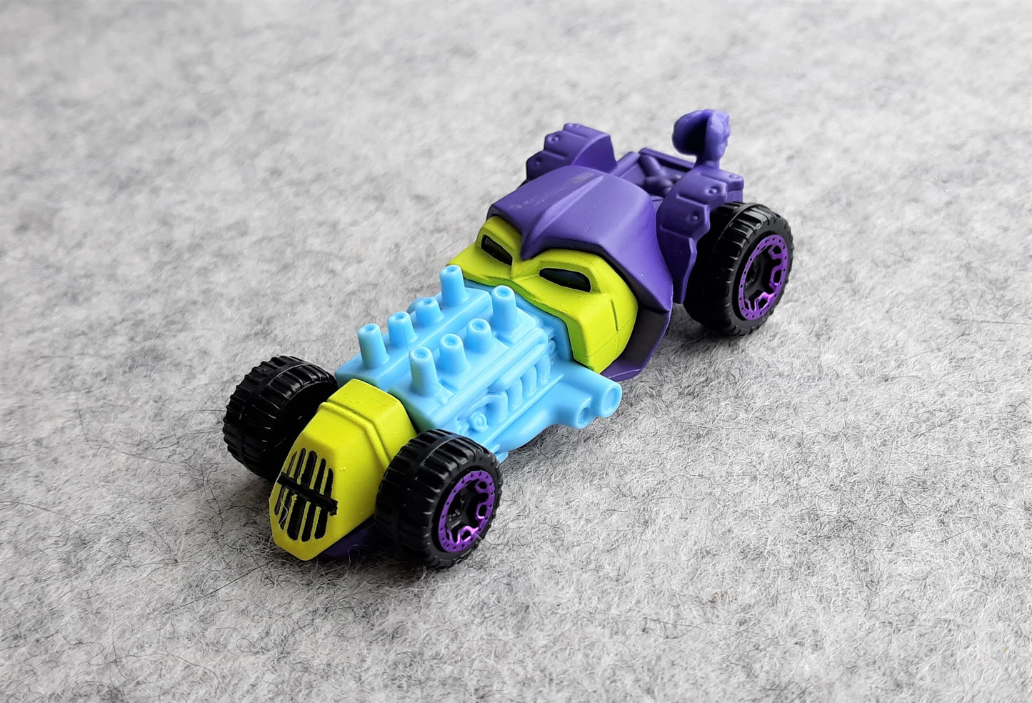 Hot Wheels Character Cars HHB74 HXC93 Masters of the Universe Skeletor