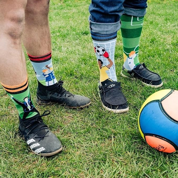 Mens Odd Socks Novelty Football Sport Funny United Oddsocks Free Kick 6-11
