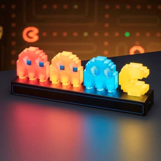 Pac Man and Ghosts Light V2